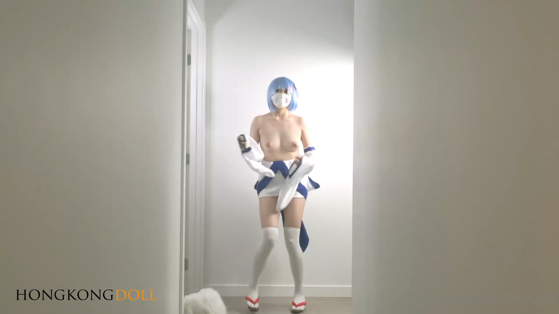 Em gái tóc tím cosplay cực xinh @Hongkongdoll - Onlyfans Video Leak